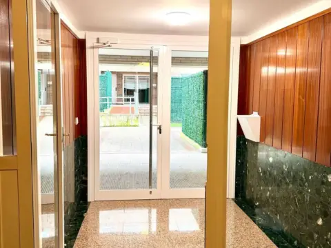 Apartamento en calle del Concejo de Ardanaz