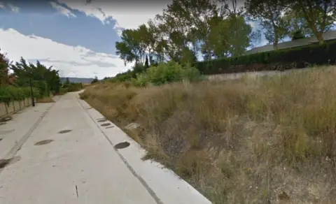 Terreno en calle Txomorgain