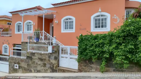 Chalet unifamiliar en Icod de los Vinos