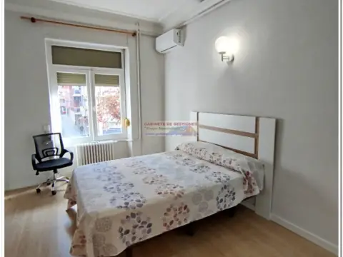 Habitación en Centro-Villacerrada-Pajarita