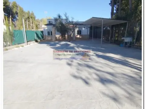 Chalet en Pedanías y Barrios Rurales