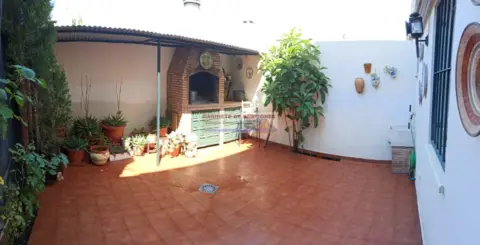 Casa adosada en Villalgordo del Jucar