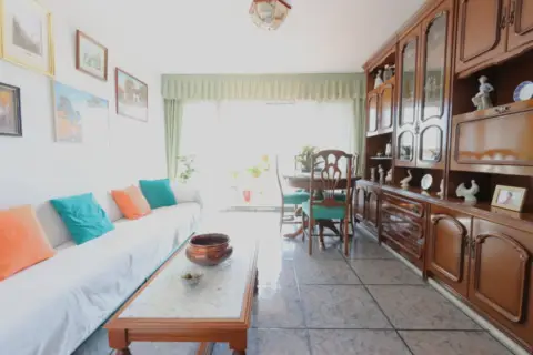 Piso en Avinguda d'Amèrica