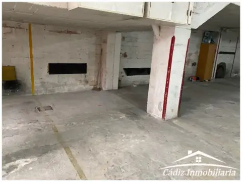 Garatge a Centro - La Viña