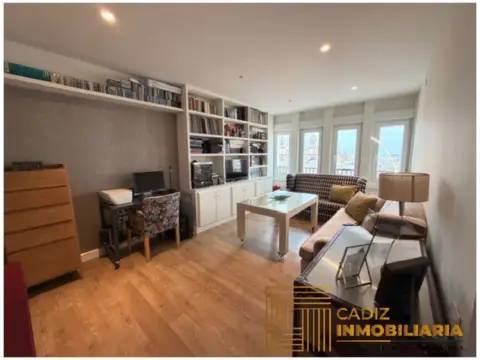 Piso en calle de Churruca