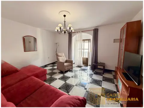 Piso en calle de San Miguel