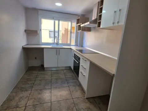 Piso en Plaça de Santiago Suárez 'Santi'