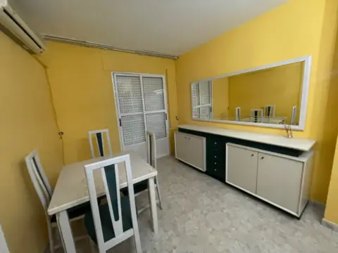 Piso en calle del Espartero, 49