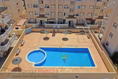 Piso en calle Isla Cunillera, 58