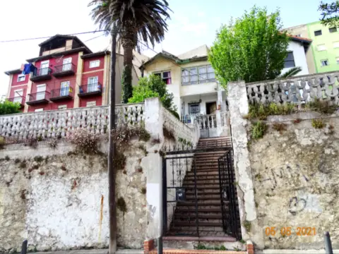 Casa pareada en calle de San Sebastián