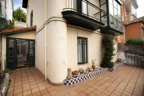 Chalet pareado en Paseo de Menéndez Pelayo