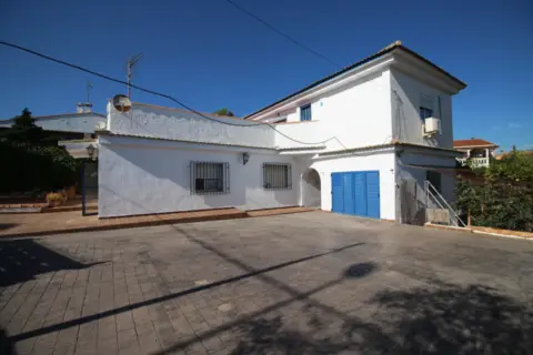Chalet unifamiliar en Carrer Lloma Molina