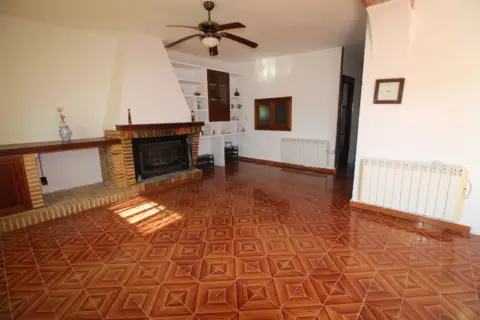 Chalet unifamiliar en Carrer Lloma Molina