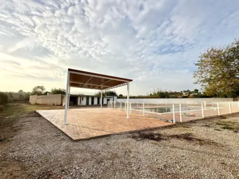 Chalet unifamiliar en calle Club Tenis