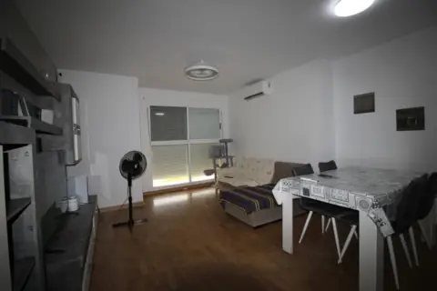Piso en calle Polideportivo