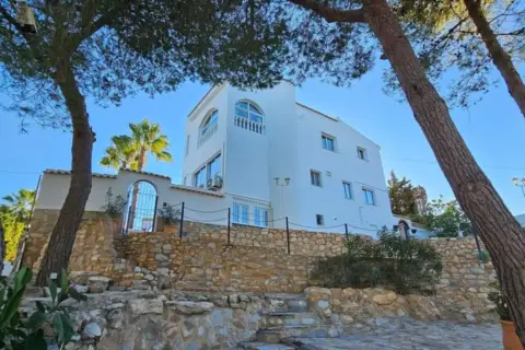 Chalet en Núcleo