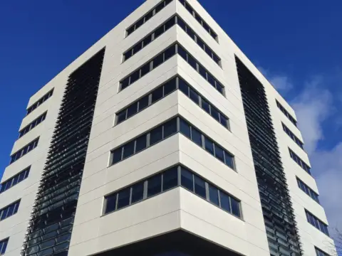 Oficina en calle Artica