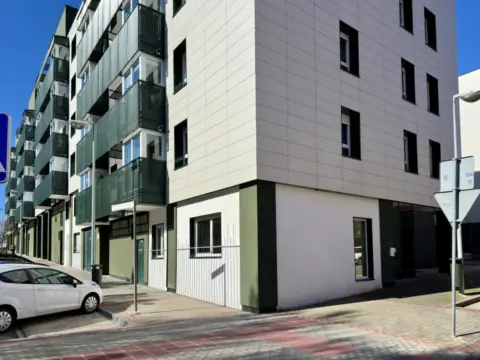 Piso en calle del Concejo de Sarriguren, 18