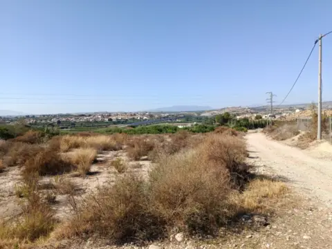 Terreno en Camino de los Beatos