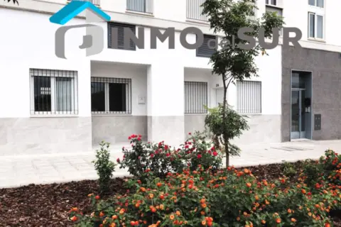 Piso en calle Rosalía de Castro