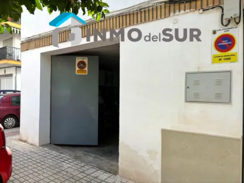 Local comercial en Avenida de Andalucía