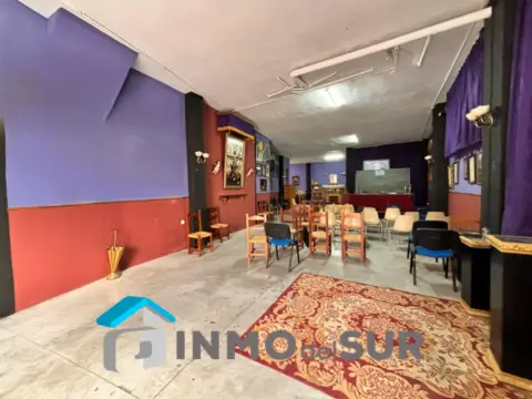 Local comercial en Plaza San Agustin