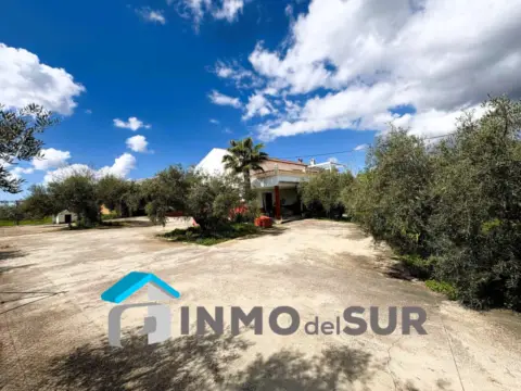 Chalet en Carretera Rute 106 Polígono 24 Parcela 297