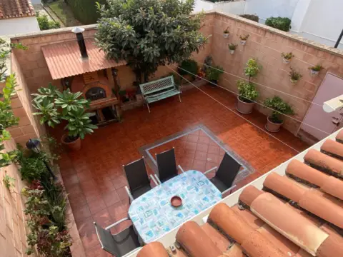 Casa pareada en Nueva Atalaya