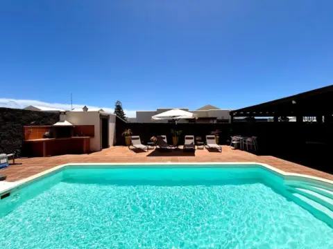 Chalet unifamiliar en Playa Blanca