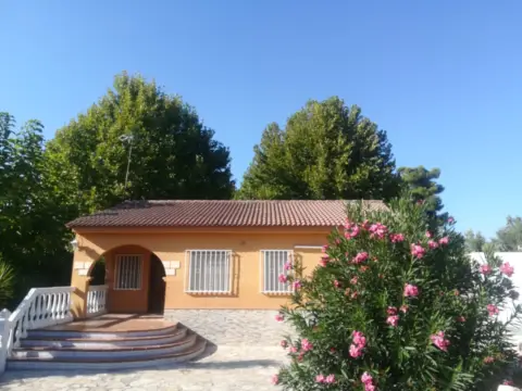 Chalet en calle Puente La Sierra