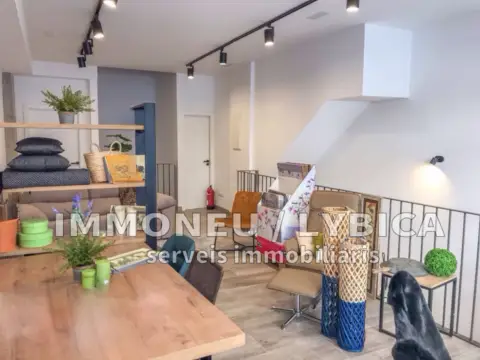 Local comercial en Avinguda del Coronel Molera, 18