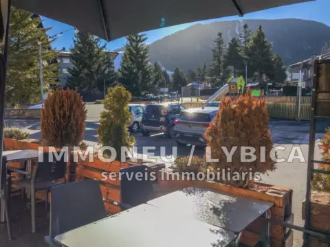 Local comercial en Avinguda de Super Molina