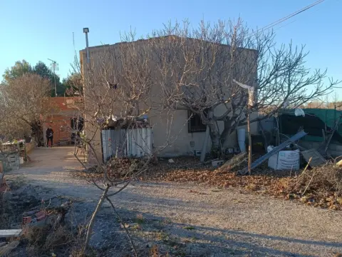 Casa rústica en Pedanías y Barrios Rurales