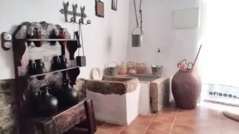 Casa rústica en calle de Llana