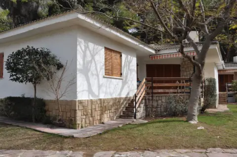 Chalet pareado en Urbanització Bosque, 1