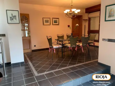 Chalet en calle de Kurtsaldea