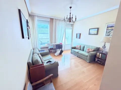 Piso en calle de la Florida