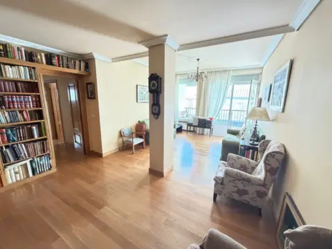 Piso en calle de la Florida