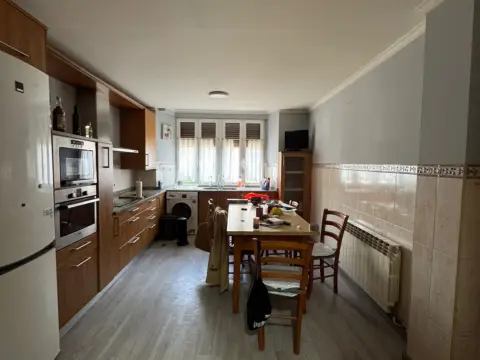 Casa en calle de la Carretera de Bilbao