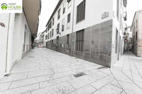 Piso en calle Postigo de Zarate