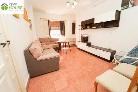 Piso en calle de las Azacayas, 1
