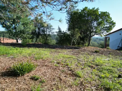 Terreno en calle Riells I Viabrea