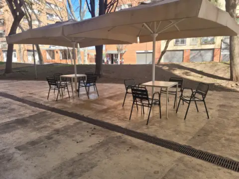 Local comercial en Via Trajana, 1