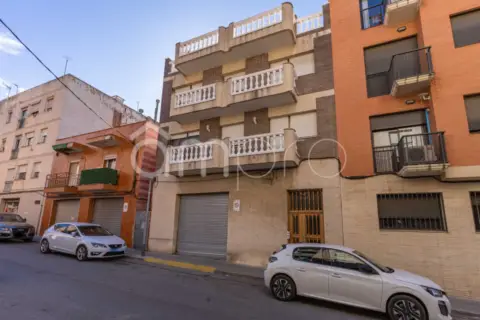 Edificio en Carrer Cinc