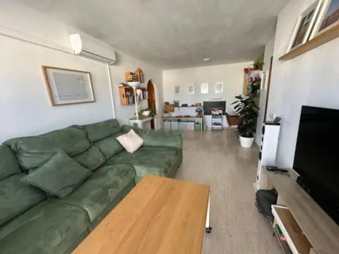 Piso en calle Álamos