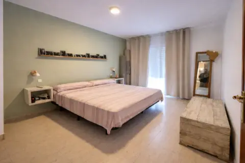 Piso en calle Álamos