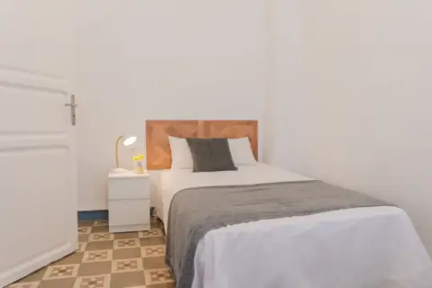 Habitación en calle de Trafalgar, 22