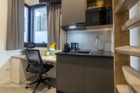 Estudio en calle de los Hermanos Villalonga, 36