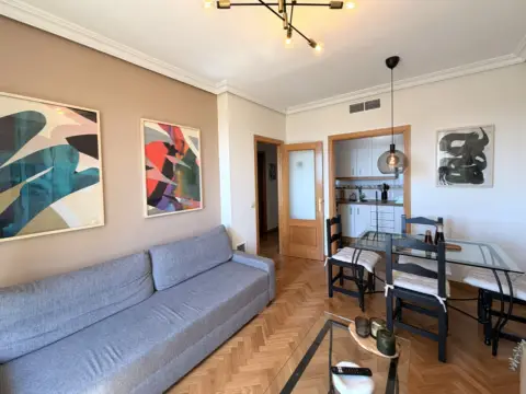 Piso en Avenida de la Peseta