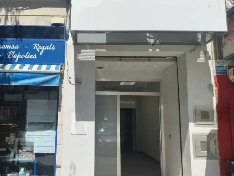 Local comercial en calle Jaime I ´El Conquistador´, nº 1
